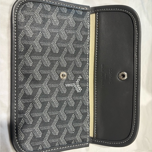Goyard Paris Gray and Cream Leather Accessory